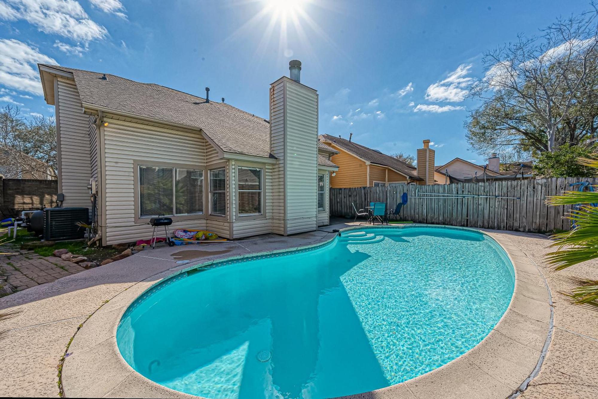 Beat The Heat In Katy Tx - Arcade Room & Pool Houston Exterior photo